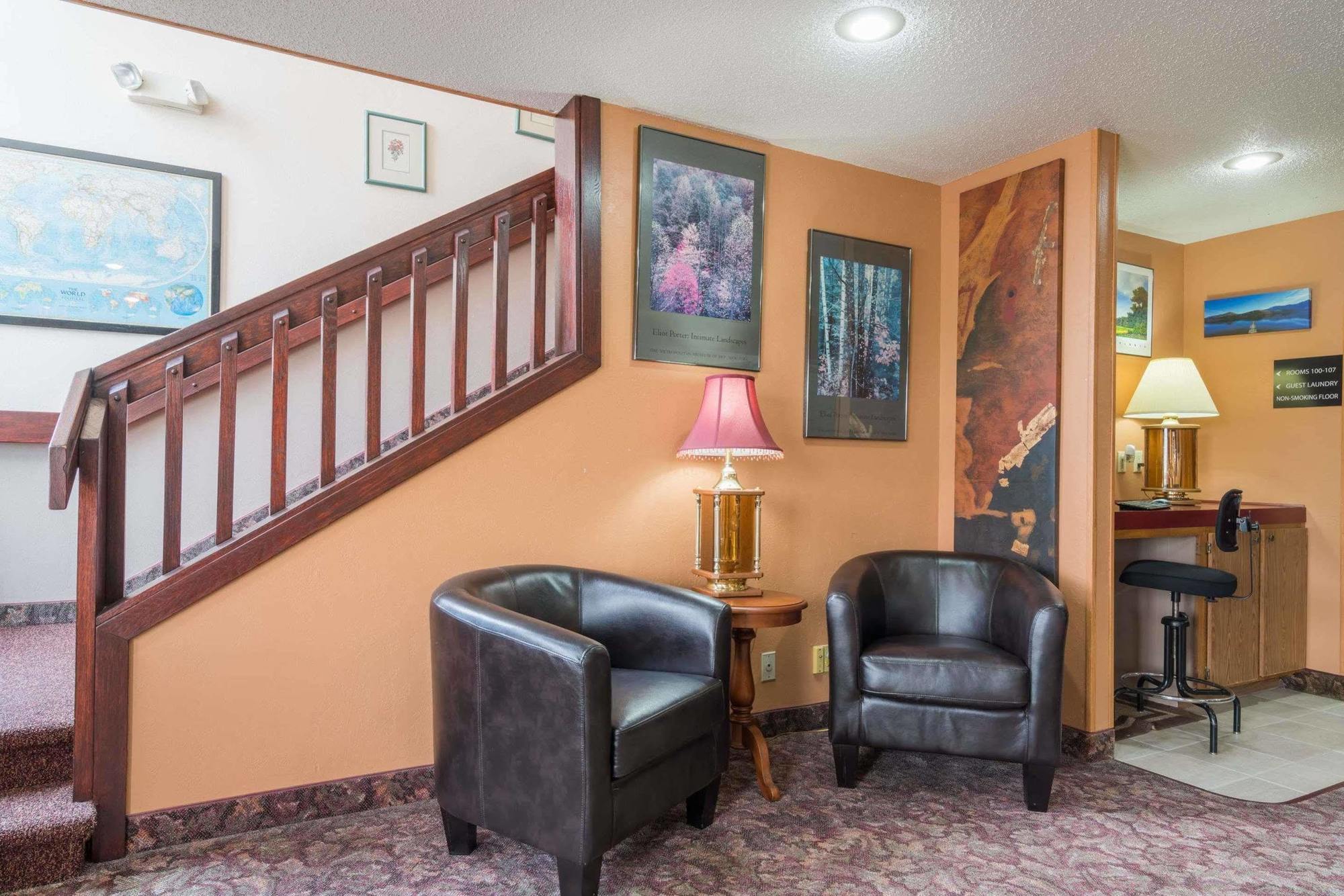 Heartland Hotel & Suites Rock Valley Екстер'єр фото
